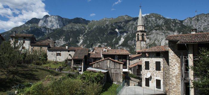 Affittacamere Nonna Leni Frisanco Exterior foto